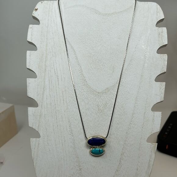 Vintage Oval Shape Turquoise & Lapis 925 Sterling Silver Necklace Size 3/4 inch - Picture 1 of 11